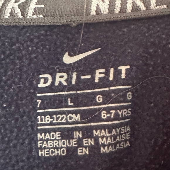 NIKE Boys Size 7 Hoodie in Excellent Condition. - Picture 3 of 3